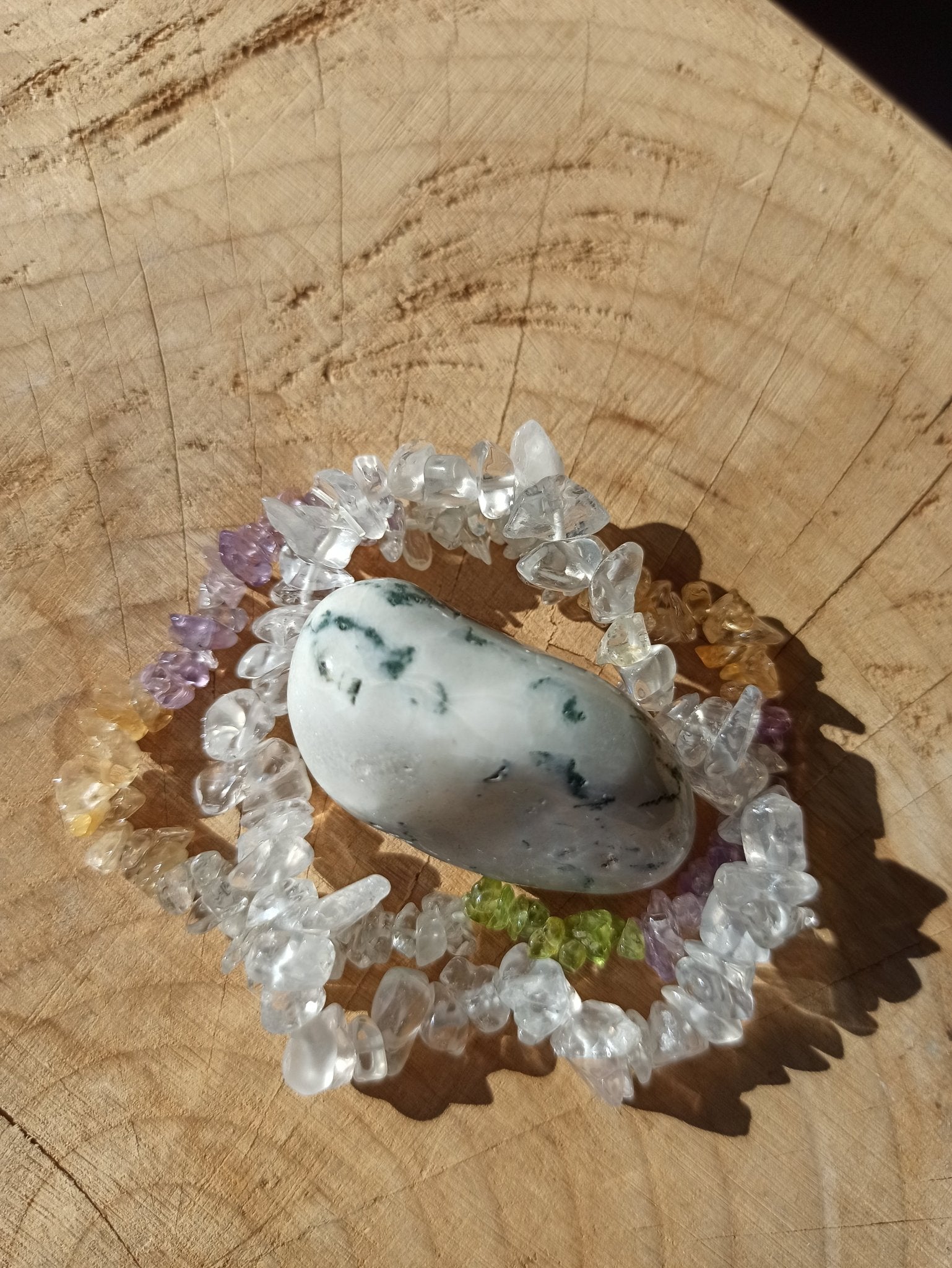 Amethist - Citrien - Bergkristal - Peridoot edelsteen armband split – curated crystal by Marga Jacobs | rust, symboliek en intuïtieve zelfzorg