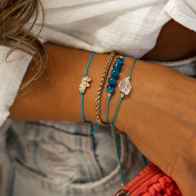Armbanden basic ~ Uchu Reminders – curated crystal by Marga Jacobs | rust, symboliek en intuïtieve zelfzorg