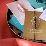 Armbanden basic ~ Uchu Reminders – curated crystal by Marga Jacobs | rust, symboliek en intuïtieve zelfzorg