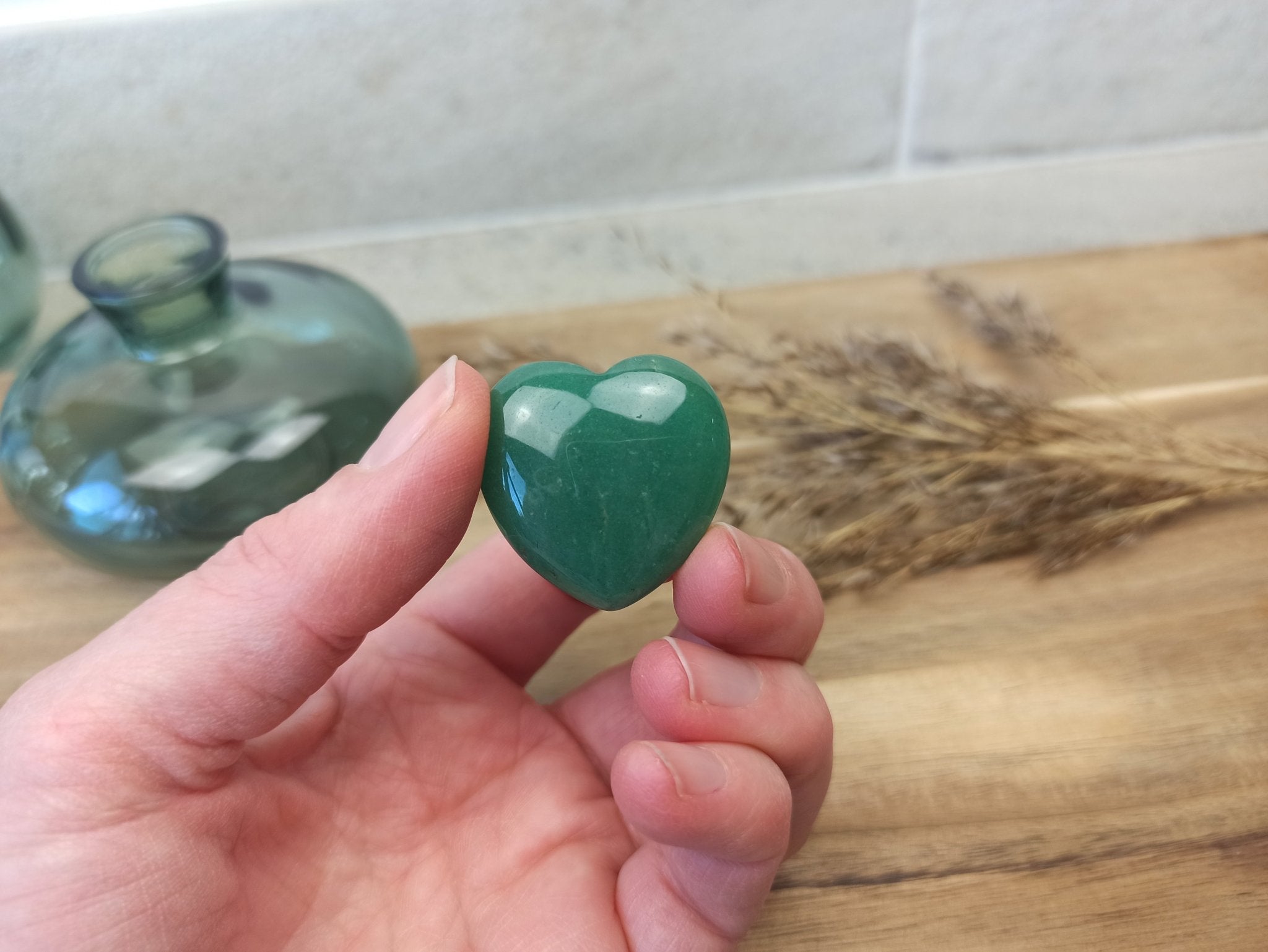 Aventurijn hart | 3 cm – curated crystal by Marga Jacobs | rust, symboliek en intuïtieve zelfzorg