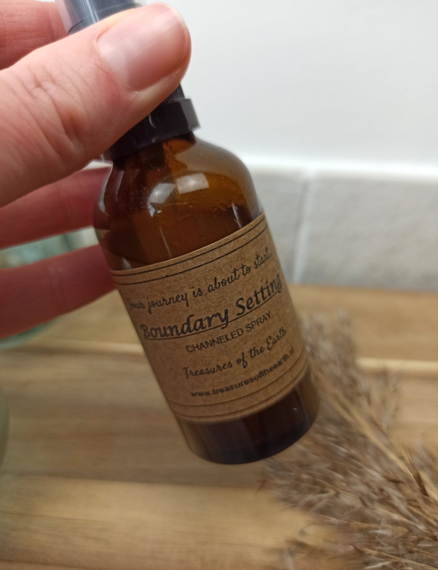 Boundary Setting Spray – curated crystal by Marga Jacobs | rust, symboliek en intuïtieve zelfzorg