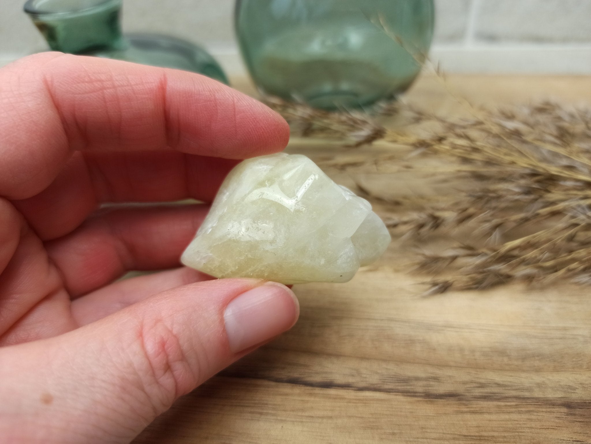 Brazilianiet trommelstenen – curated crystal by Marga Jacobs | rust, symboliek en intuïtieve zelfzorg