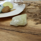 Brazilianiet trommelstenen – curated crystal by Marga Jacobs | rust, symboliek en intuïtieve zelfzorg