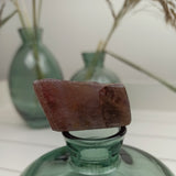 Cacoxeniet trommelstenen – curated crystal by Marga Jacobs | rust, symboliek en intuïtieve zelfzorg