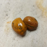 Caramel Jaspis trommelstenen – curated crystal by Marga Jacobs | rust, symboliek en intuïtieve zelfzorg