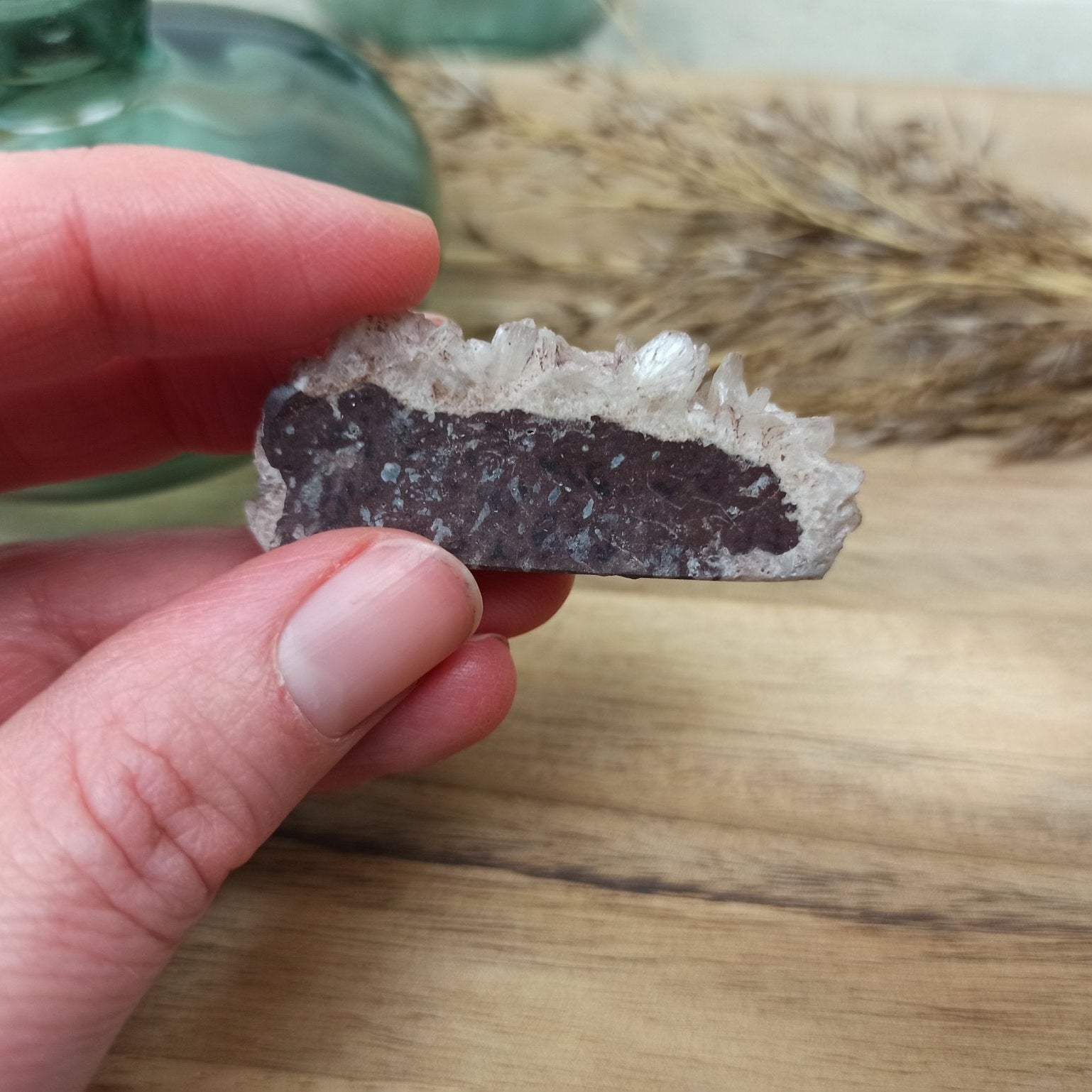 Cavansiet | ruw – curated crystal by Marga Jacobs | rust, symboliek en intuïtieve zelfzorg