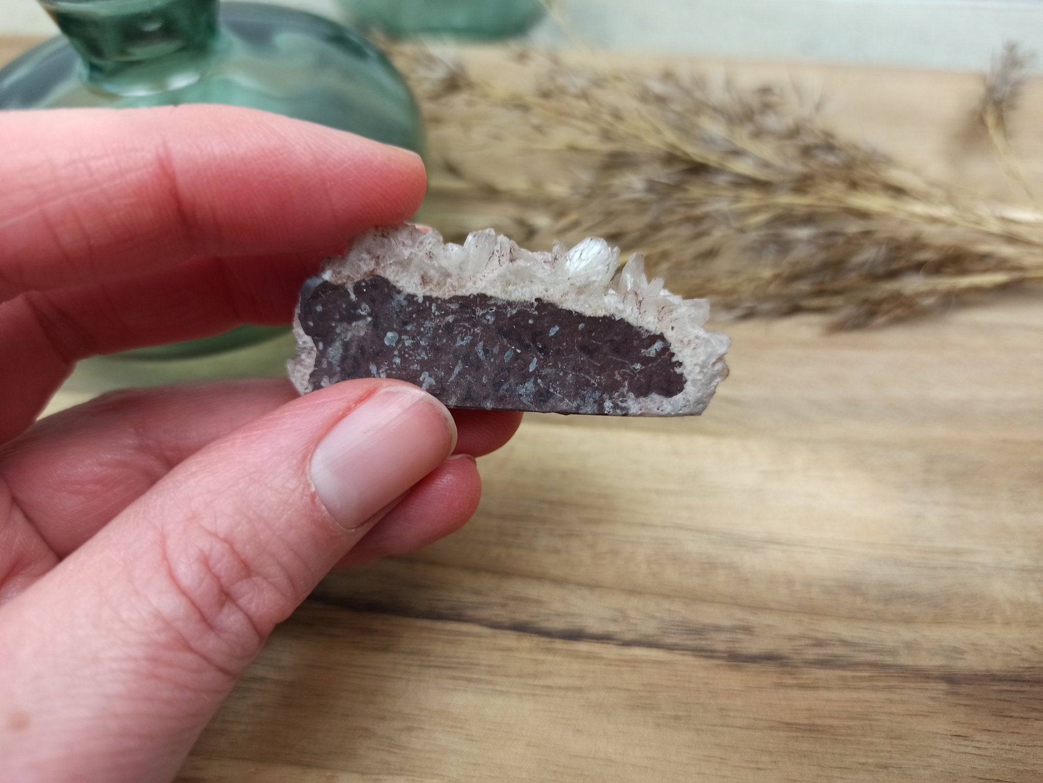 Cavansiet | ruw – curated crystal by Marga Jacobs | rust, symboliek en intuïtieve zelfzorg