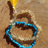 Citrien edelsteen armband split met flosje – curated crystal by Marga Jacobs | rust, symboliek en intuïtieve zelfzorg