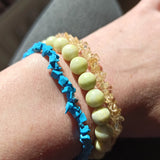 Citrien edelsteen armband split met flosje – curated crystal by Marga Jacobs | rust, symboliek en intuïtieve zelfzorg