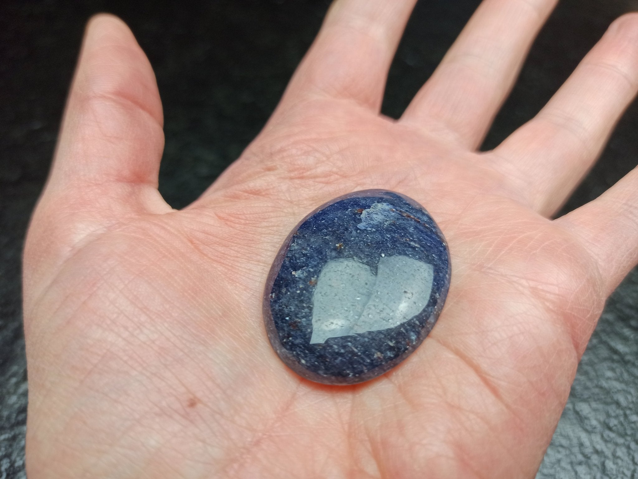 Dianiet trommelstenen – curated crystal by Marga Jacobs | rust, symboliek en intuïtieve zelfzorg