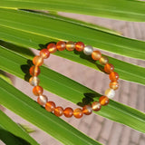 Edelsteen armband kind | Carneool – curated crystal by Marga Jacobs | rust, symboliek en intuïtieve zelfzorg