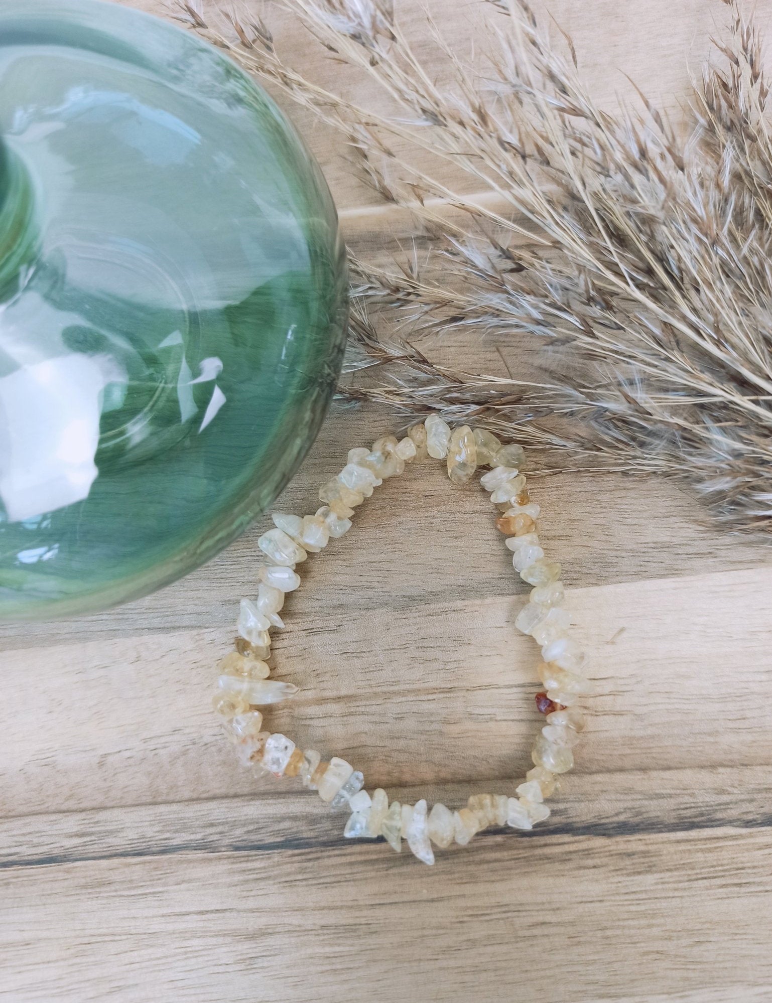 Edelsteen armband kind | Citrien – curated crystal by Marga Jacobs | rust, symboliek en intuïtieve zelfzorg