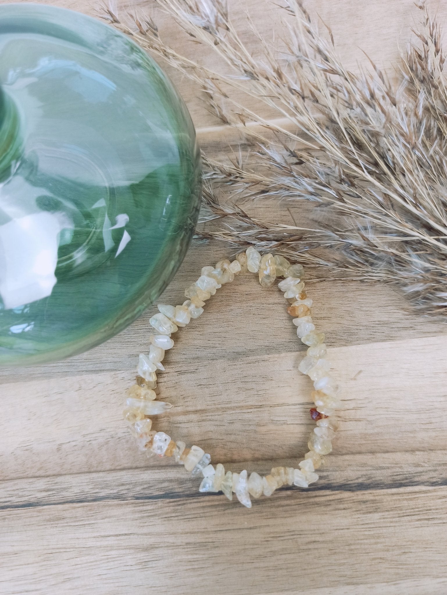 Edelsteen armband kind | Citrien – curated crystal by Marga Jacobs | rust, symboliek en intuïtieve zelfzorg