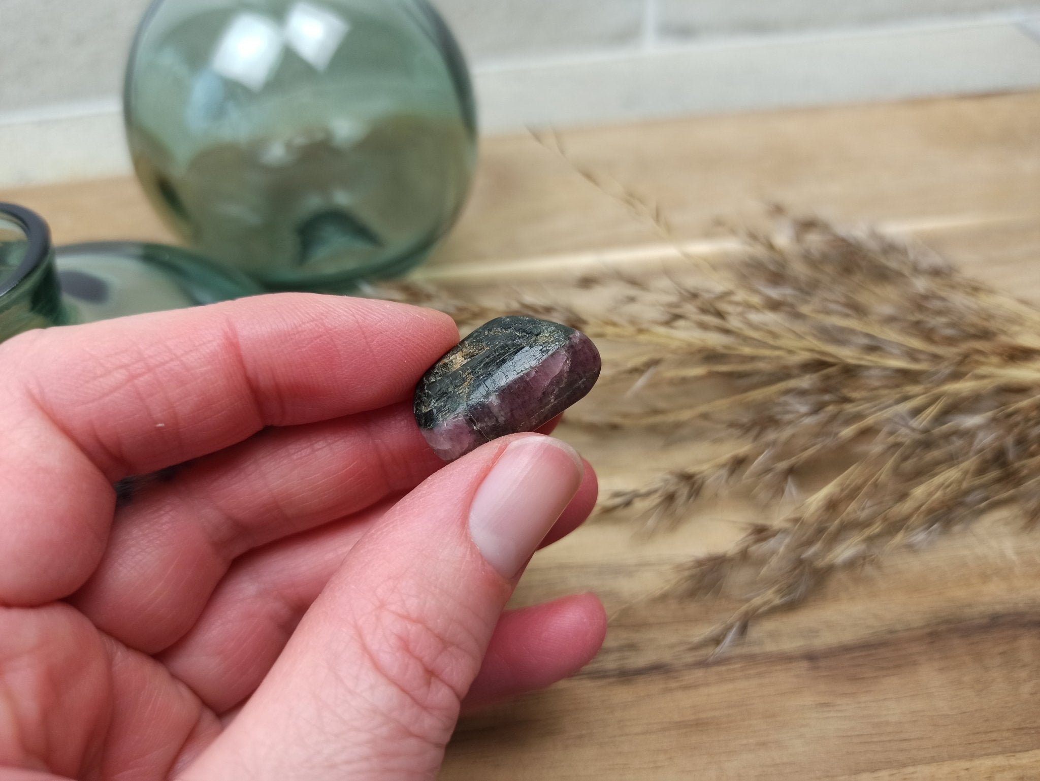 Elbaïet trommelstenen – curated crystal by Marga Jacobs | rust, symboliek en intuïtieve zelfzorg