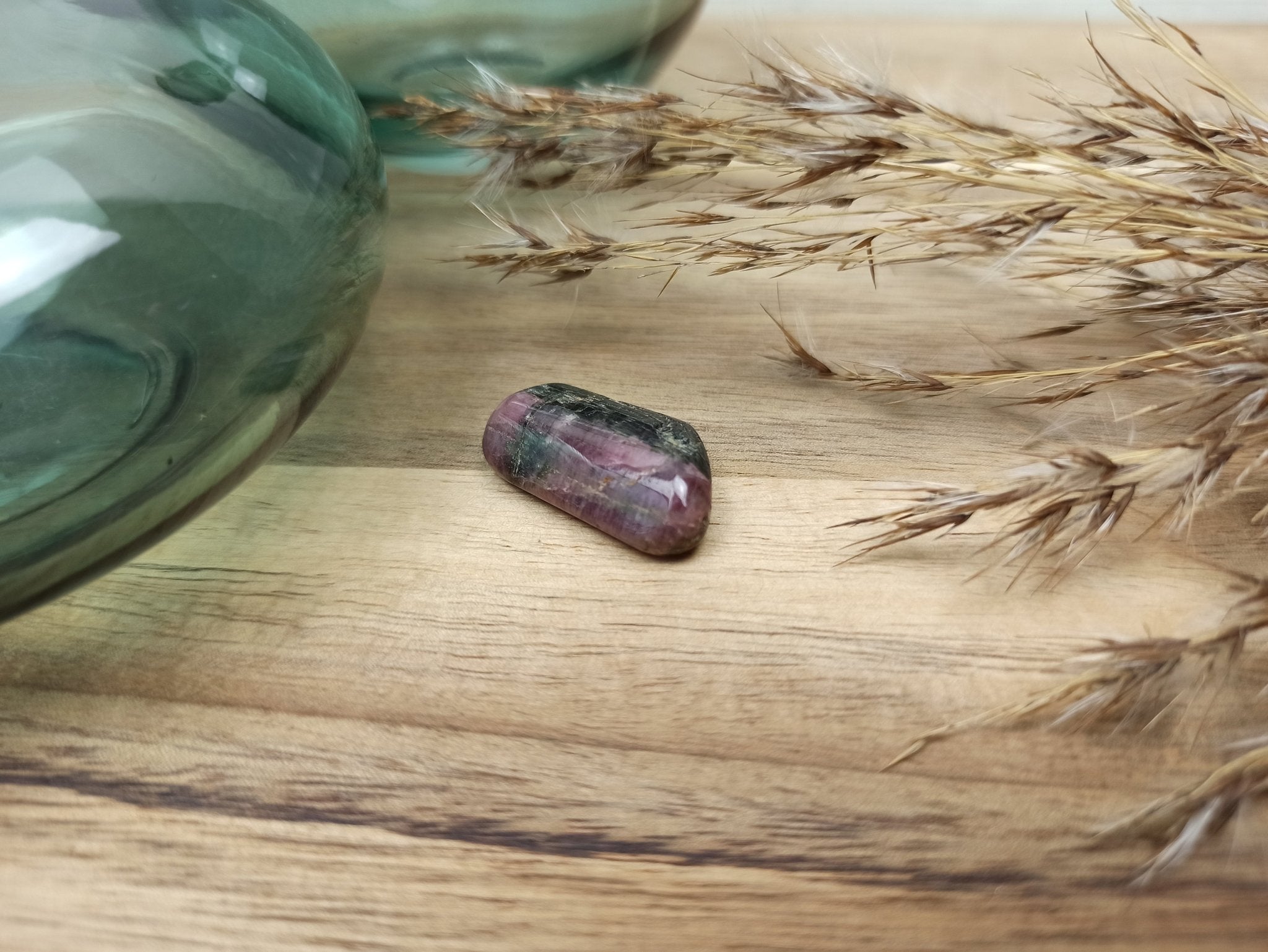 Elbaïet trommelstenen – curated crystal by Marga Jacobs | rust, symboliek en intuïtieve zelfzorg