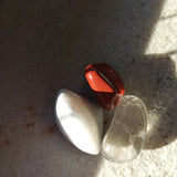 Fit en slank edelsteenwaterset – curated crystal by Marga Jacobs | rust, symboliek en intuïtieve zelfzorg