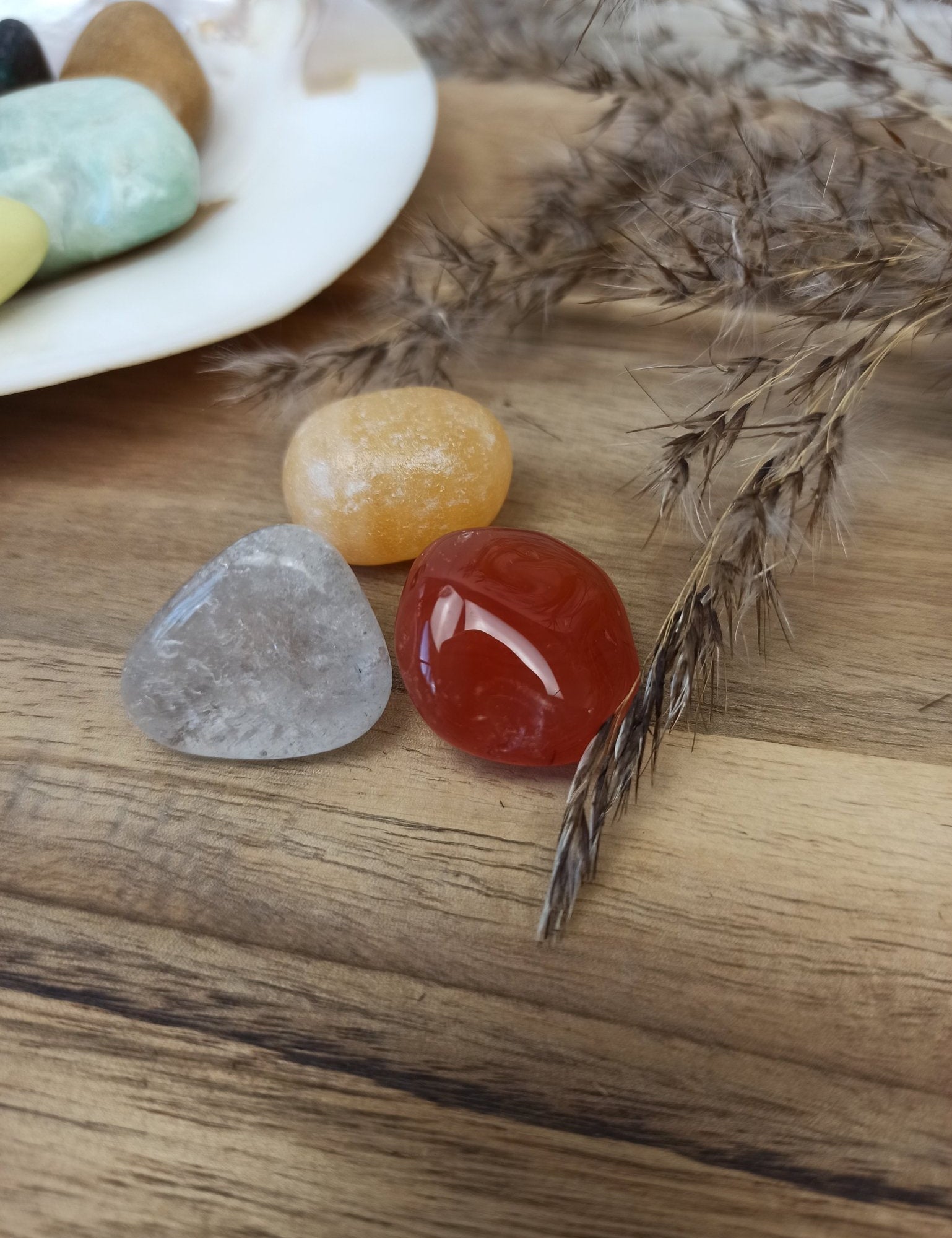 Gezondheid edelstenensetje – curated crystal by Marga Jacobs | rust, symboliek en intuïtieve zelfzorg