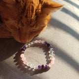 Gouden driehoek armband | 8 mm – curated crystal by Marga Jacobs | rust, symboliek en intuïtieve zelfzorg