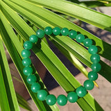 Groene agaat edelsteen armband | 8 mm – curated crystal by Marga Jacobs | rust, symboliek en intuïtieve zelfzorg