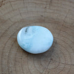 Hemimorfiet handstenen – curated crystal by Marga Jacobs | rust, symboliek en intuïtieve zelfzorg