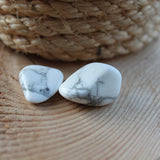 Howliet trommelstenen – curated crystal by Marga Jacobs | rust, symboliek en intuïtieve zelfzorg