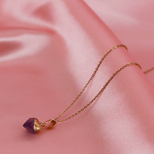 Kettingen edelsteen RUW ~ Uchu Reminders – curated crystal by Marga Jacobs | rust, symboliek en intuïtieve zelfzorg