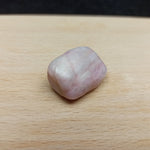 Kunziet trommelstenen – curated crystal by Marga Jacobs | rust, symboliek en intuïtieve zelfzorg