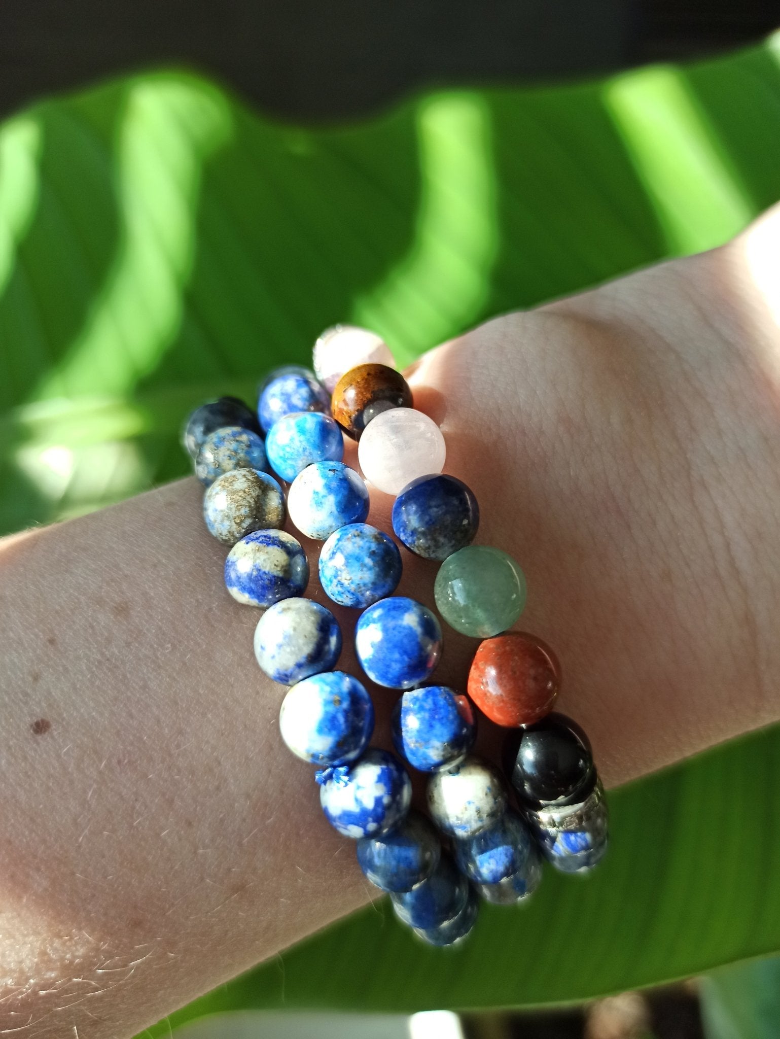 Lapis Lazuli edelsteen armband | 8 mm – curated crystal by Marga Jacobs | rust, symboliek en intuïtieve zelfzorg