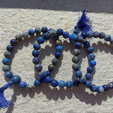 Lapis Lazuli edelsteen armband | 8 mm – curated crystal by Marga Jacobs | rust, symboliek en intuïtieve zelfzorg