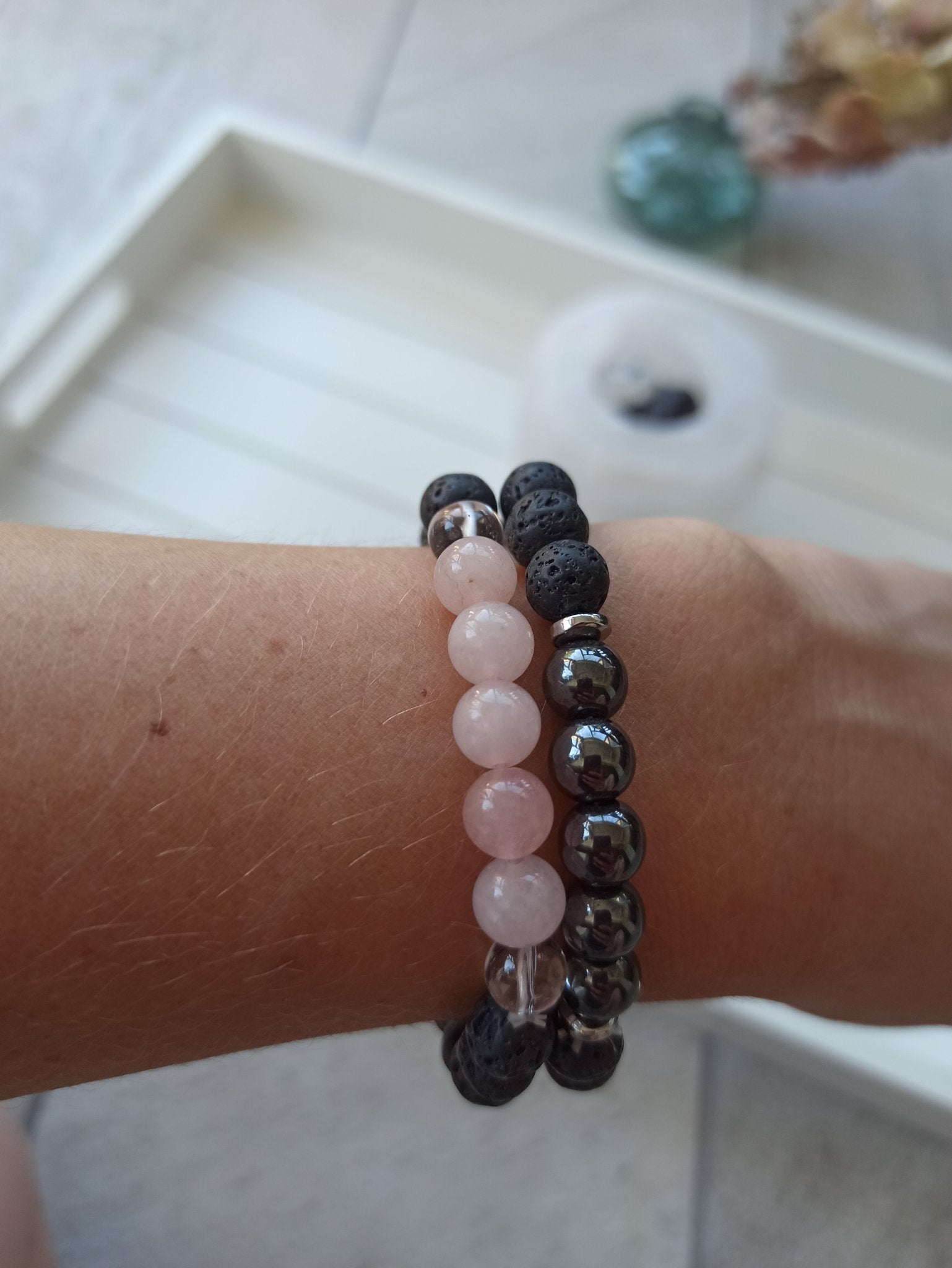 Lavasteen - Rozenkwarts - Bergkristal edelsteen armband | 8 mm – curated crystal by Marga Jacobs | rust, symboliek en intuïtieve zelfzorg