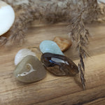 Loslaten van het verleden edelstenensetje – curated crystal by Marga Jacobs | rust, symboliek en intuïtieve zelfzorg