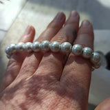 Magneet edelsteen armband | 8 mm – curated crystal by Marga Jacobs | rust, symboliek en intuïtieve zelfzorg