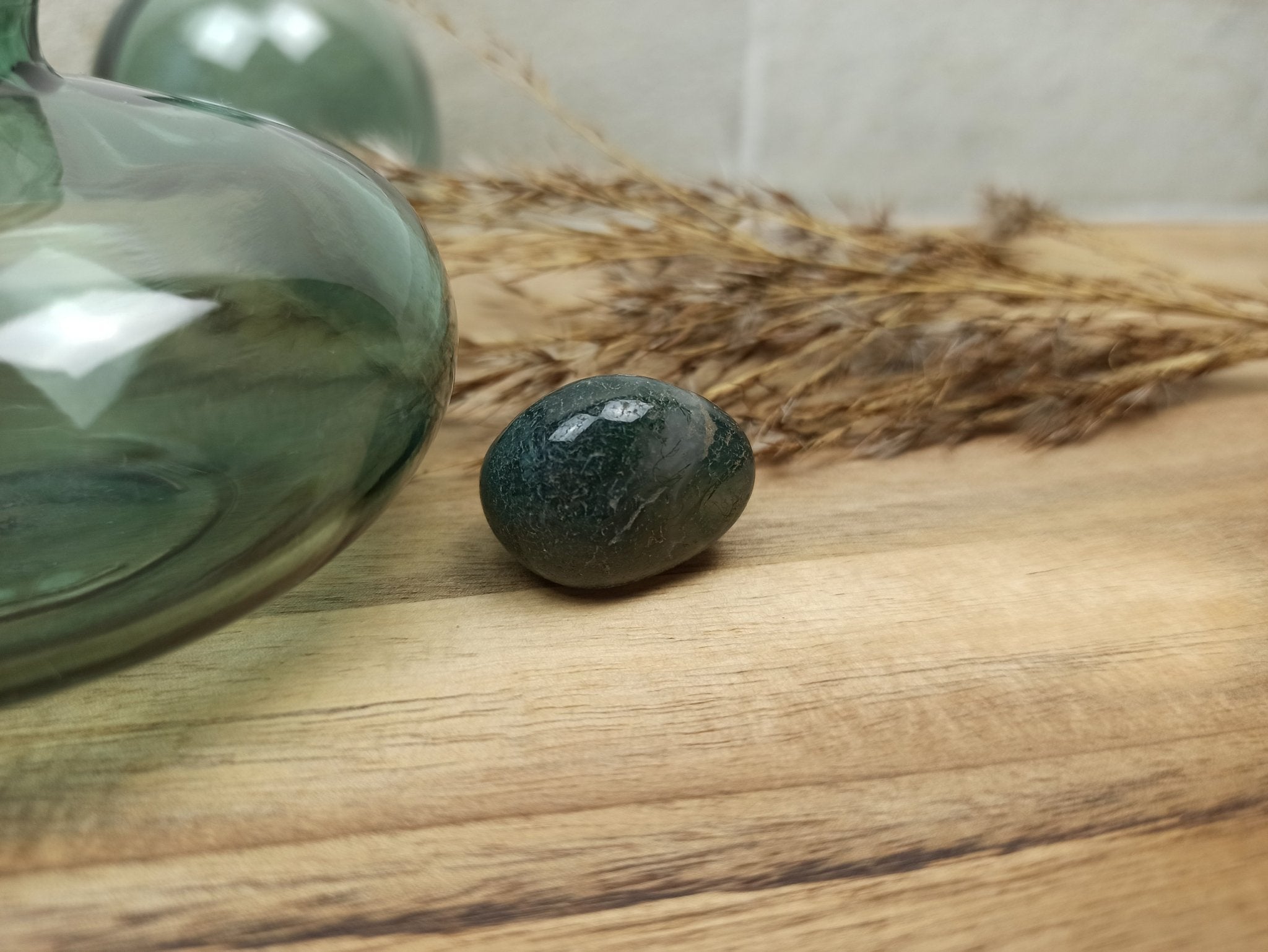 Mosagaat trommelstenen – curated crystal by Marga Jacobs | rust, symboliek en intuïtieve zelfzorg