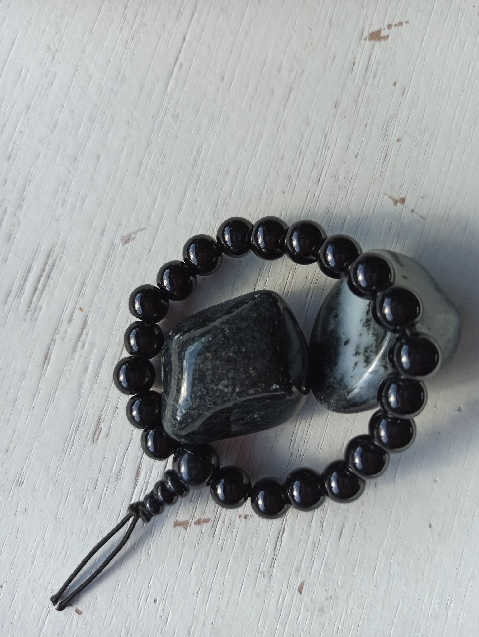 Obsidiaan edelsteen armband | 8 mm – curated crystal by Marga Jacobs | rust, symboliek en intuïtieve zelfzorg