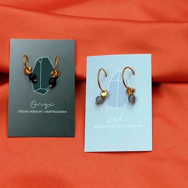 Oorbellen 'small heart' ~ Uchu Reminders – curated crystal by Marga Jacobs | rust, symboliek en intuïtieve zelfzorg