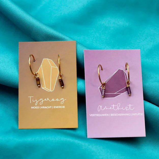 Oorbellen 'suit of wands' ~ Uchu Reminders – curated crystal by Marga Jacobs | rust, symboliek en intuïtieve zelfzorg