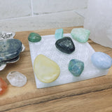 Oplaadsteen levensbloem wit | vierkant – curated crystal by Marga Jacobs | rust, symboliek en intuïtieve zelfzorg