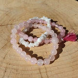 Rozenkwarts edelsteen armband met flosje | 8 mm – curated crystal by Marga Jacobs | rust, symboliek en intuïtieve zelfzorg