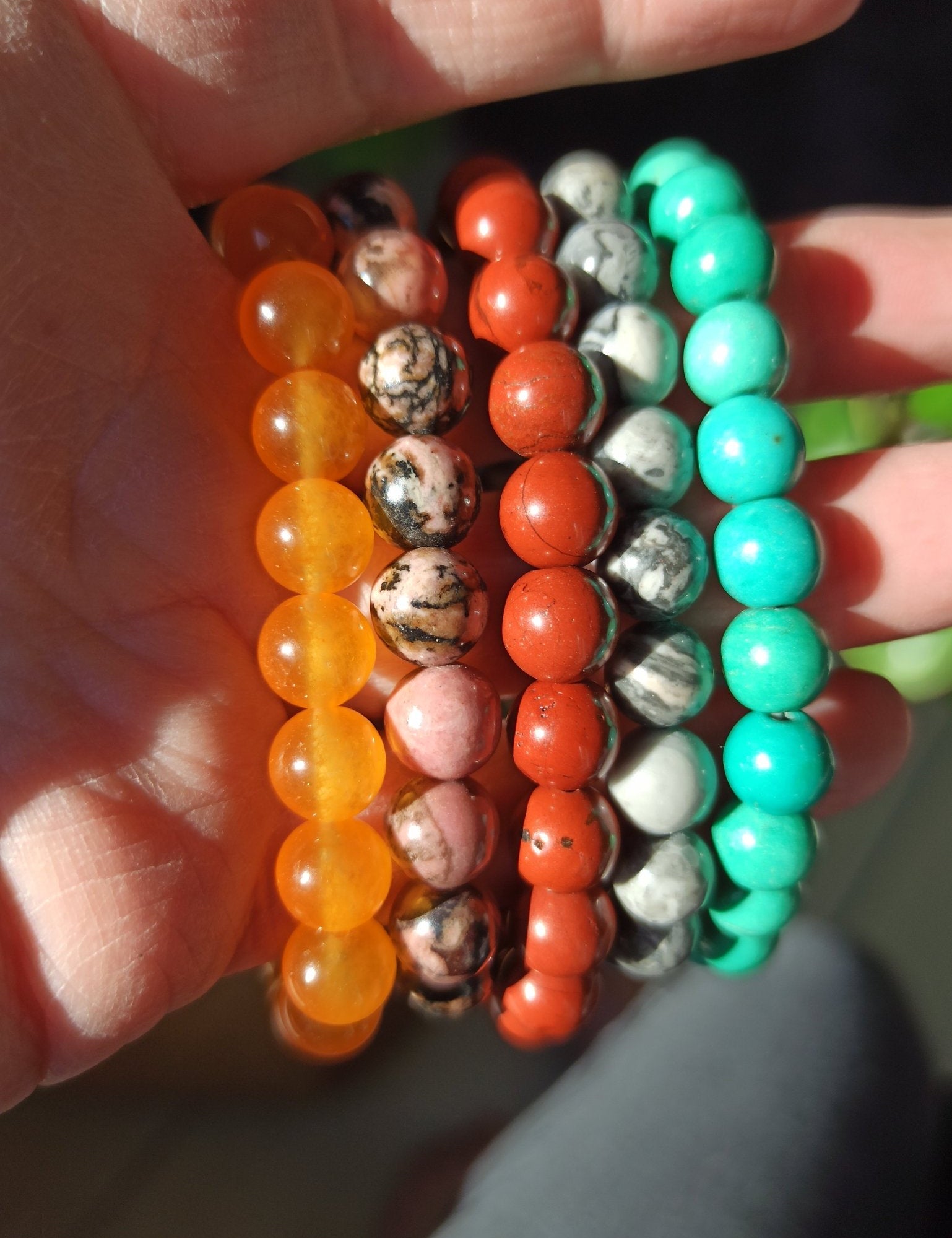 Set edelsteen armbanden (2) | 8 mm – curated crystal by Marga Jacobs | rust, symboliek en intuïtieve zelfzorg