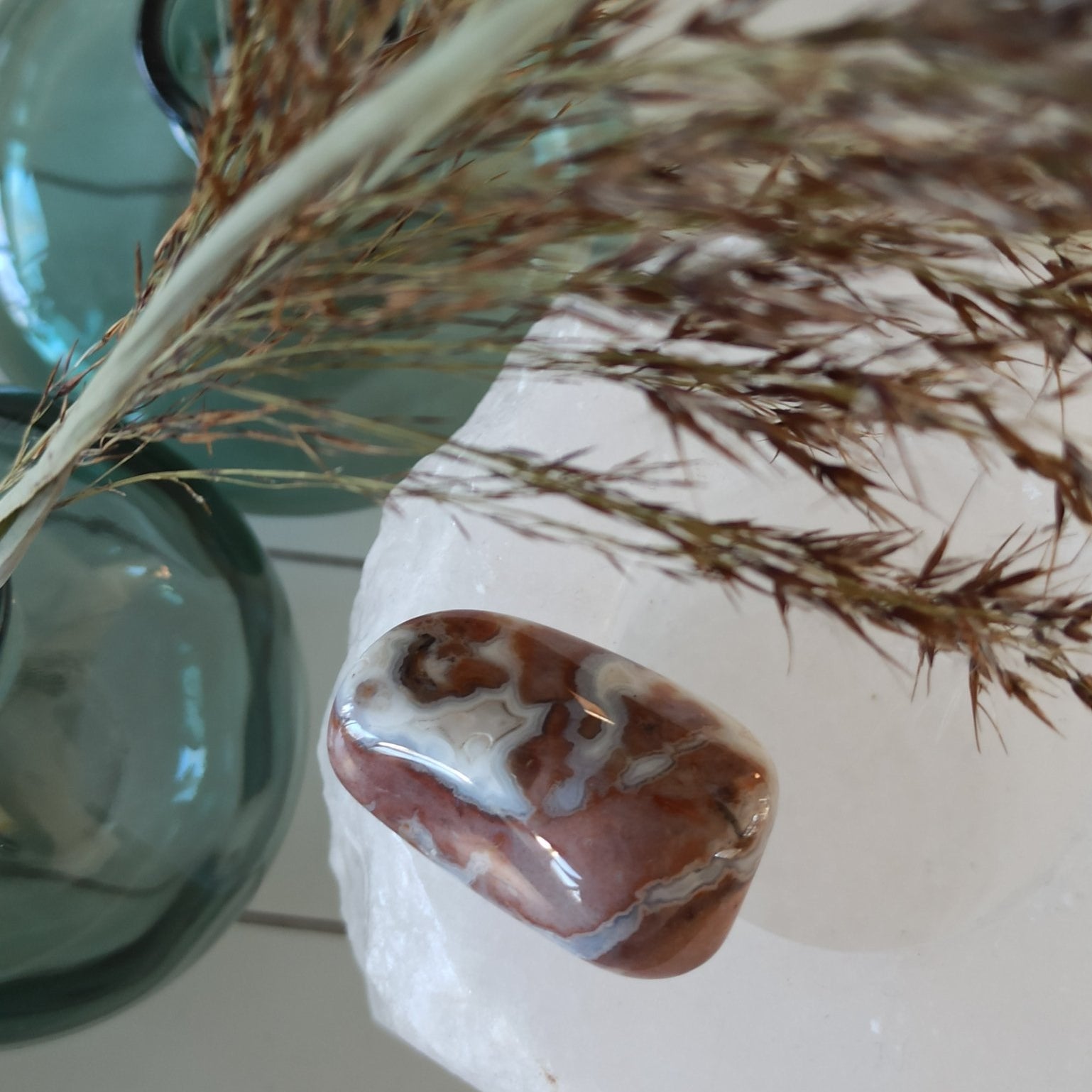 Steragaat trommelstenen – curated crystal by Marga Jacobs | rust, symboliek en intuïtieve zelfzorg
