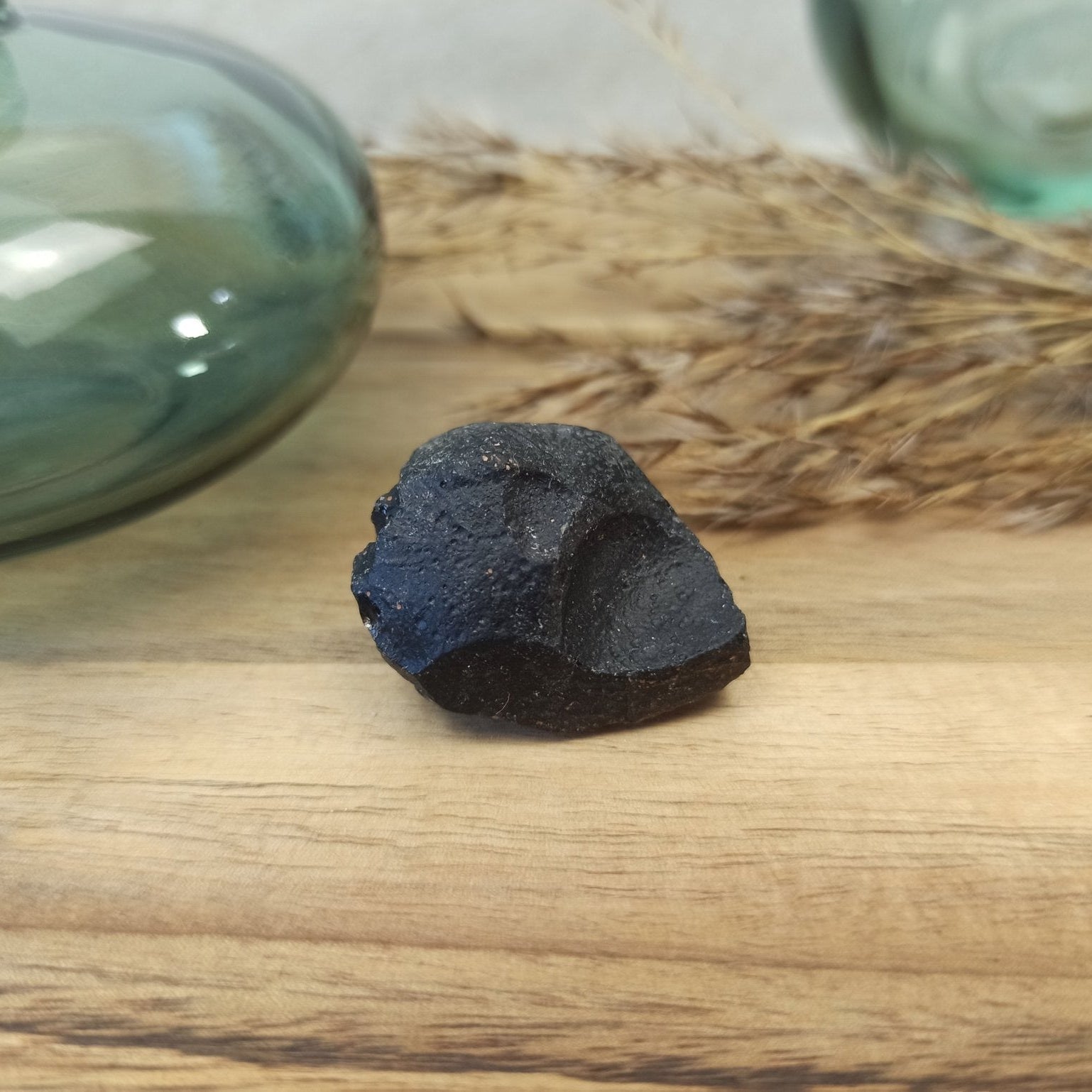 Tektiet | ruw – curated crystal by Marga Jacobs | rust, symboliek en intuïtieve zelfzorg