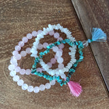 Turkoois edelsteen armband split met flosje – curated crystal by Marga Jacobs | rust, symboliek en intuïtieve zelfzorg