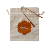 Urban Veda My Tongue Cleaner – curated crystal by Marga Jacobs | rust, symboliek en intuïtieve zelfzorg