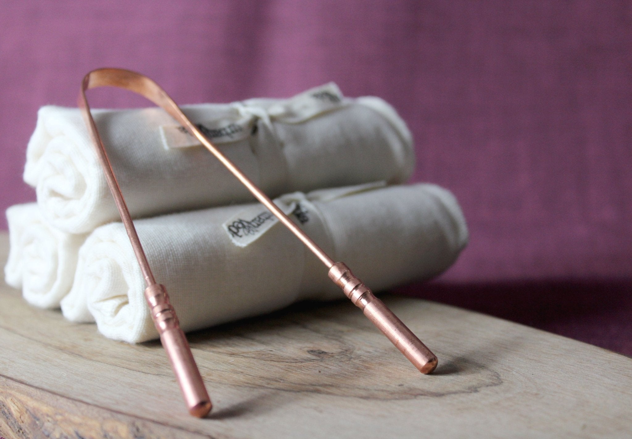 Urban Veda My Tongue Cleaner – curated crystal by Marga Jacobs | rust, symboliek en intuïtieve zelfzorg