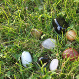 Witte Jade trommelstenen – curated crystal by Marga Jacobs | rust, symboliek en intuïtieve zelfzorg